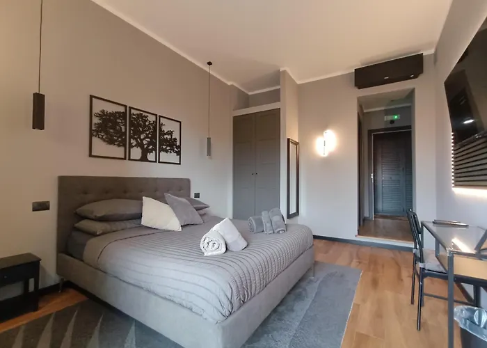Trastevere Noir 4*